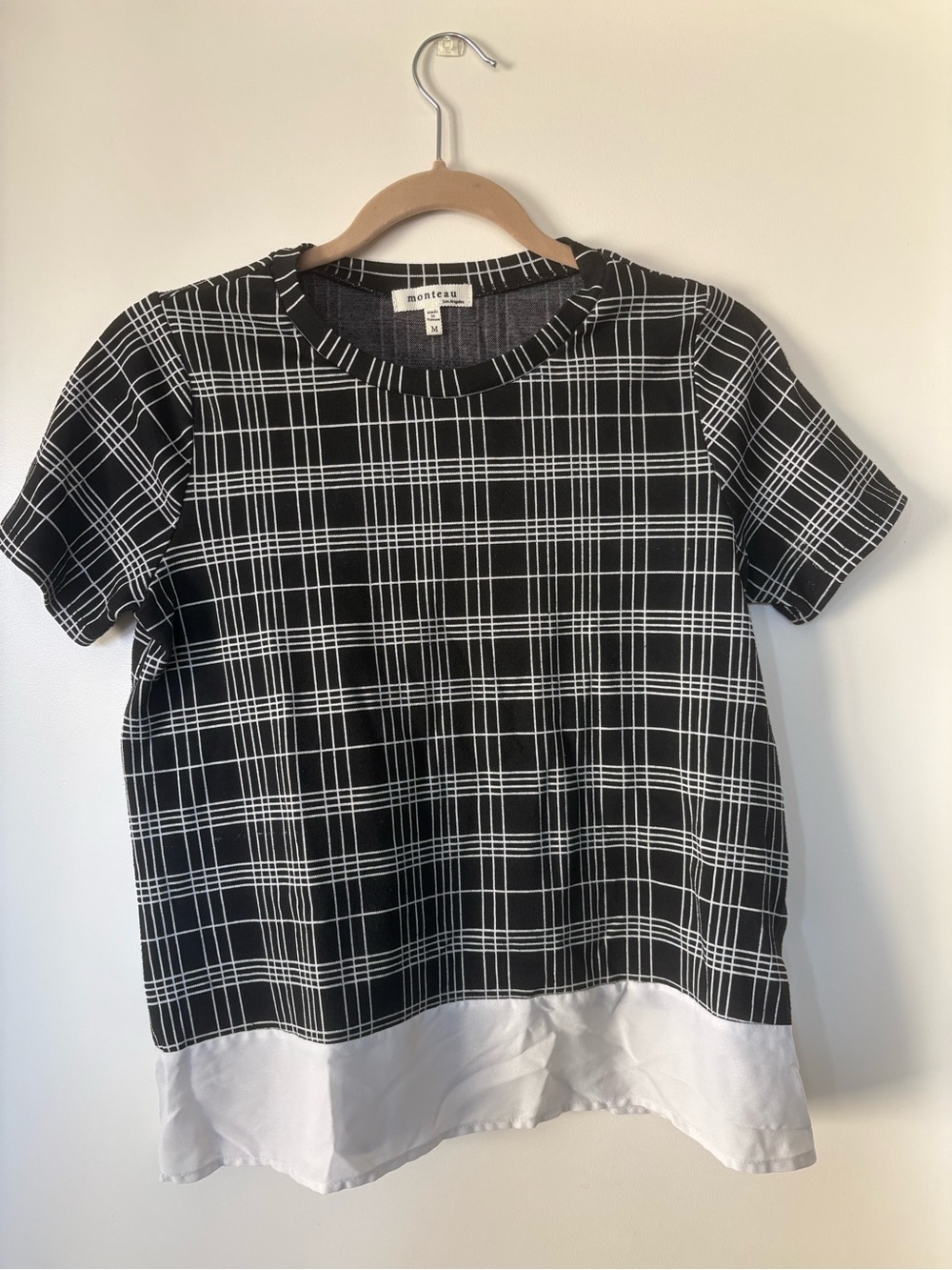 Monteau Black & White Plaid Short Sleeve Top with White Hem
